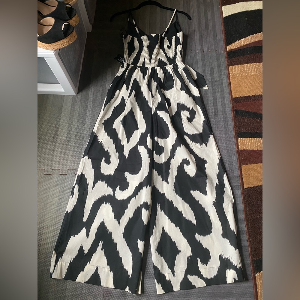 Express Black and White Patterned Jumpsuit - Picture 6 of 9